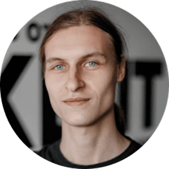 Kostia, student